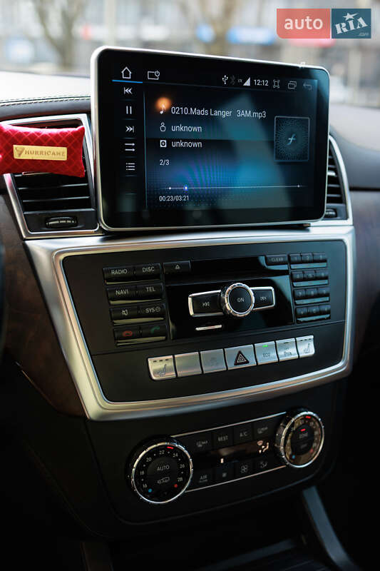 Внедорожник / Кроссовер Mercedes-Benz M-Class 2011 в Ужгороде