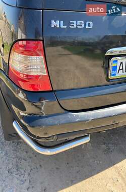 Внедорожник / Кроссовер Mercedes-Benz M-Class 2005 в 