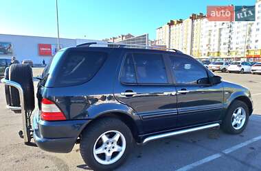 Внедорожник / Кроссовер Mercedes-Benz M-Class 2001 в Ивано-Франковске
