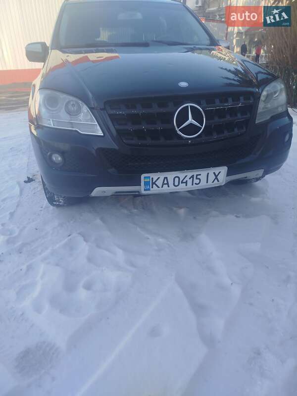 Внедорожник / Кроссовер Mercedes-Benz M-Class 2008 в 