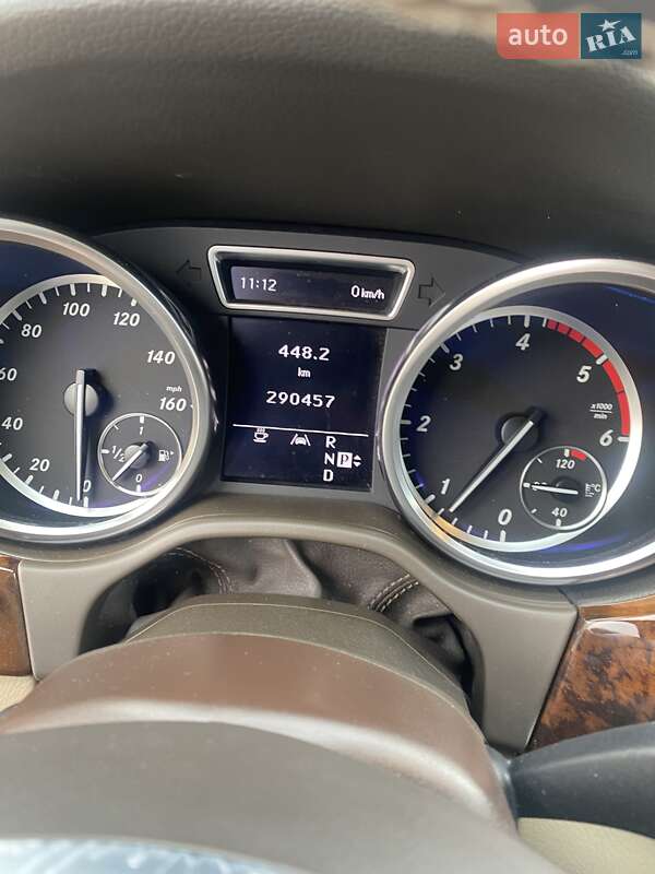 Внедорожник / Кроссовер Mercedes-Benz M-Class 2011 в Косове