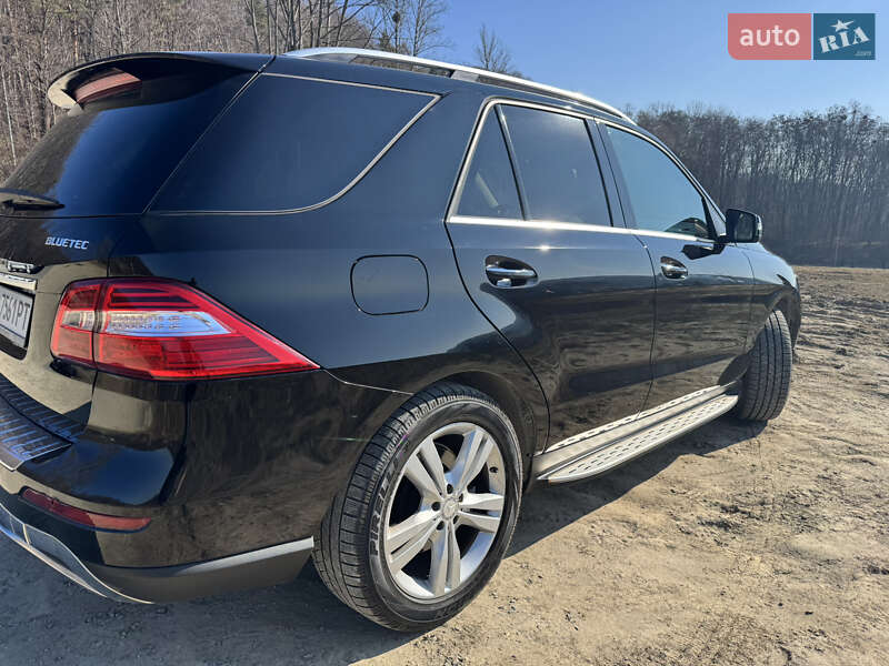 Позашляховик / Кросовер Mercedes-Benz M-Class 2013 в Львові