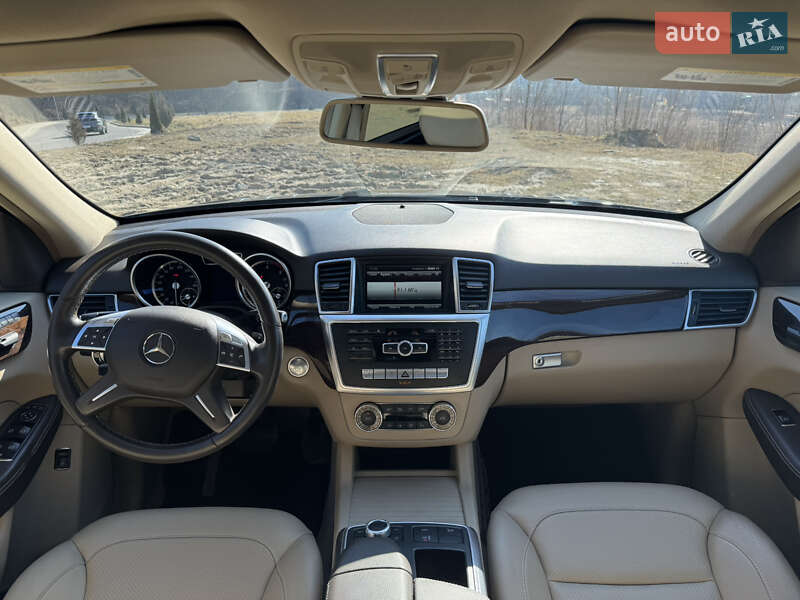 Позашляховик / Кросовер Mercedes-Benz M-Class 2013 в Львові