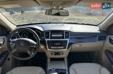 Внедорожник / Кроссовер Mercedes-Benz M-Class 2013 в 