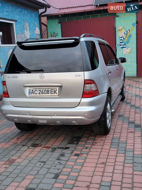 Внедорожник / Кроссовер Mercedes-Benz M-Class 2004 в Ратным
