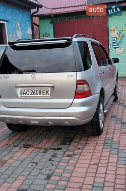 Внедорожник / Кроссовер Mercedes-Benz M-Class 2004 в 