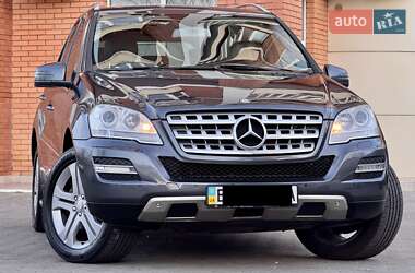 Позашляховик / Кросовер Mercedes-Benz M-Class 2011 в Одесі