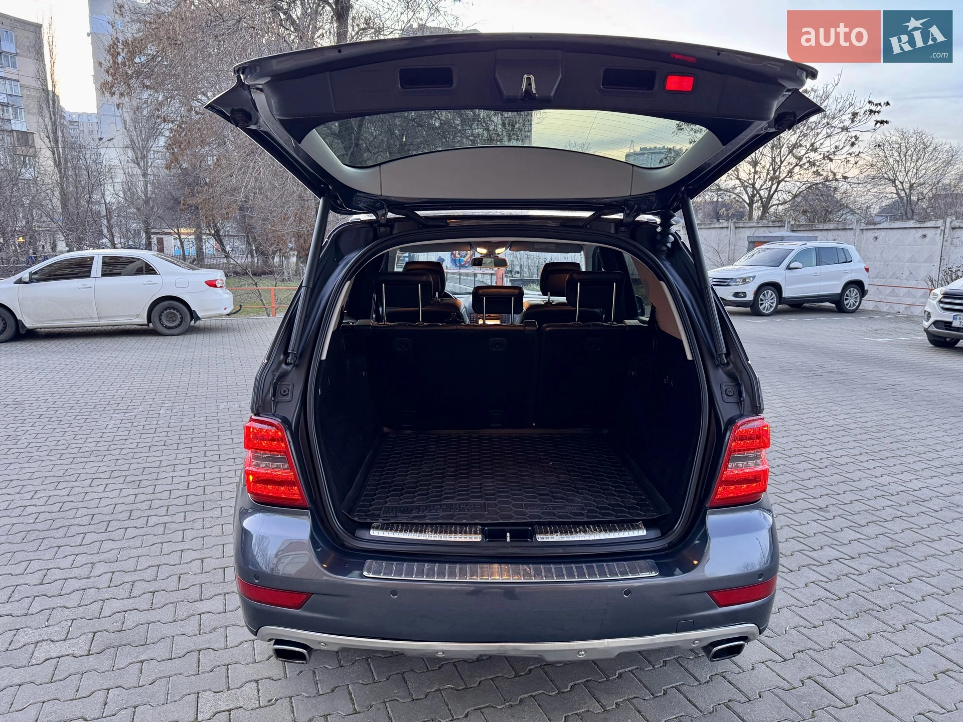 2011 Mercedes-Benz M-klasse - мініатюра 63