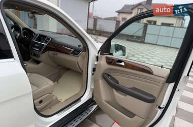 Внедорожник / Кроссовер Mercedes-Benz M-Class 2012 в 
