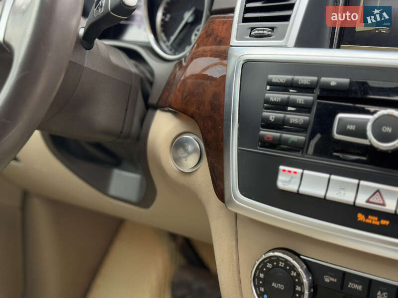 Позашляховик / Кросовер Mercedes-Benz M-Class 2012 в Летичіві фото 51 Позашляховик / Кросовер Mercedes-Benz M-Class 2012 в Летичіві