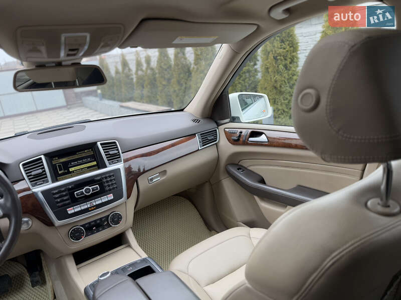 Внедорожник / Кроссовер Mercedes-Benz M-Class 2012 в Летичеве