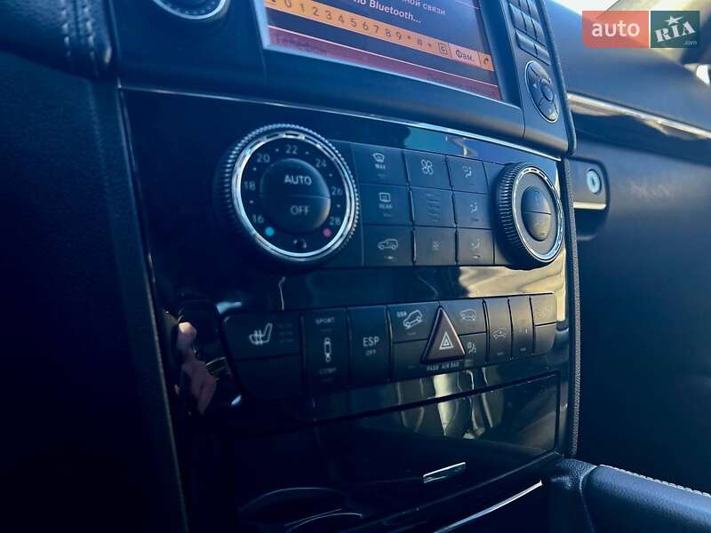 Внедорожник / Кроссовер Mercedes-Benz M-Class 2010 в Виннице