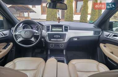 Позашляховик / Кросовер Mercedes-Benz M-Class 2015 в 