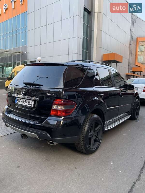 Внедорожник / Кроссовер Mercedes-Benz M-Class 2008 в Киеве