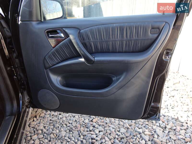 Позашляховик / Кросовер Mercedes-Benz M-Class 2004 в Люботині