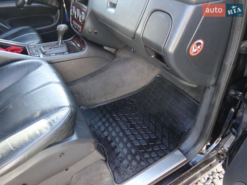 Позашляховик / Кросовер Mercedes-Benz M-Class 2004 в Люботині