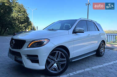 Позашляховик / Кросовер Mercedes-Benz M-Class 2013 в Тернополі