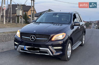 Внедорожник / Кроссовер Mercedes-Benz M-Class 2014 в Ровно