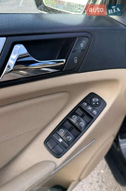 Внедорожник / Кроссовер Mercedes-Benz M-Class 2009 в 