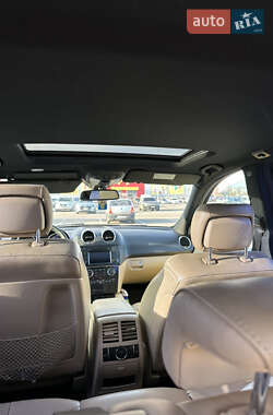 Внедорожник / Кроссовер Mercedes-Benz M-Class 2009 в 