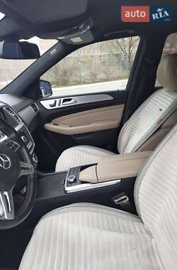 Позашляховик / Кросовер Mercedes-Benz M-Class 2014 в 
