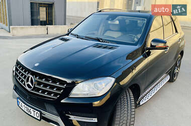 Внедорожник / Кроссовер Mercedes-Benz M-Class 2014 в 