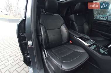Внедорожник / Кроссовер Mercedes-Benz M-Class 2014 в 