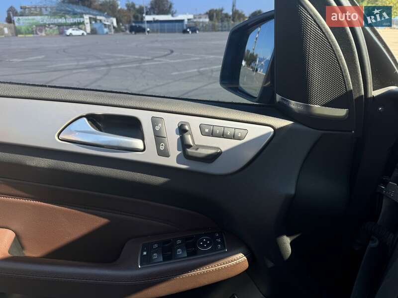 Внедорожник / Кроссовер Mercedes-Benz M-Class 2013 в Днепре