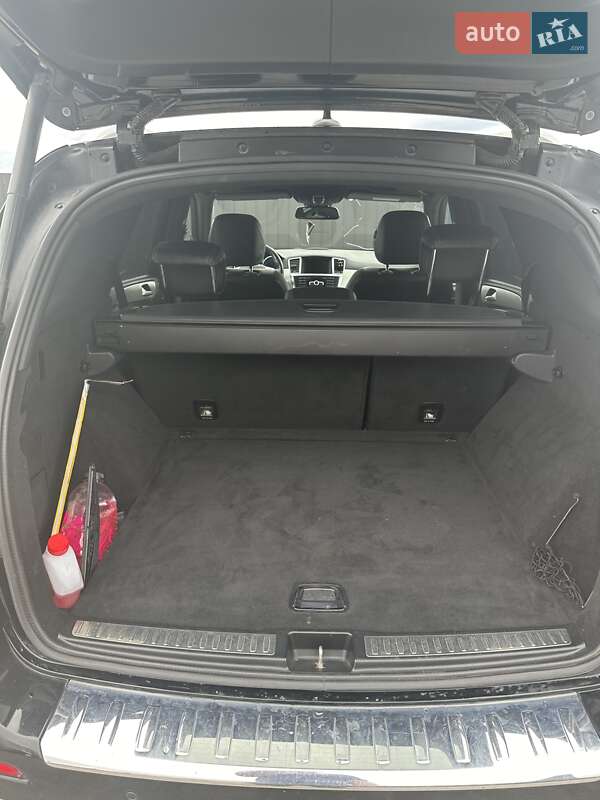 Позашляховик / Кросовер Mercedes-Benz M-Class 2013 в Жовкві