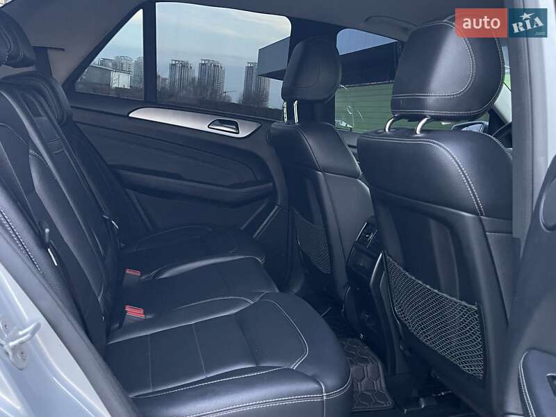 Внедорожник / Кроссовер Mercedes-Benz M-Class 2013 в Киеве