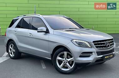 Внедорожник / Кроссовер Mercedes-Benz M-Class 2013 в 