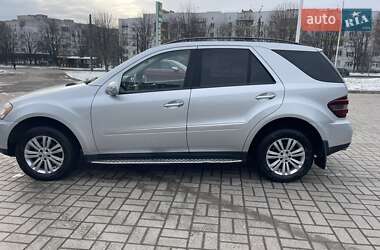 Позашляховик / Кросовер Mercedes-Benz M-Class 2007 в 