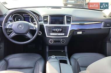 Внедорожник / Кроссовер Mercedes-Benz M-Class 2015 в Киеве