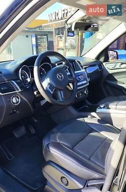 Внедорожник / Кроссовер Mercedes-Benz M-Class 2015 в 
