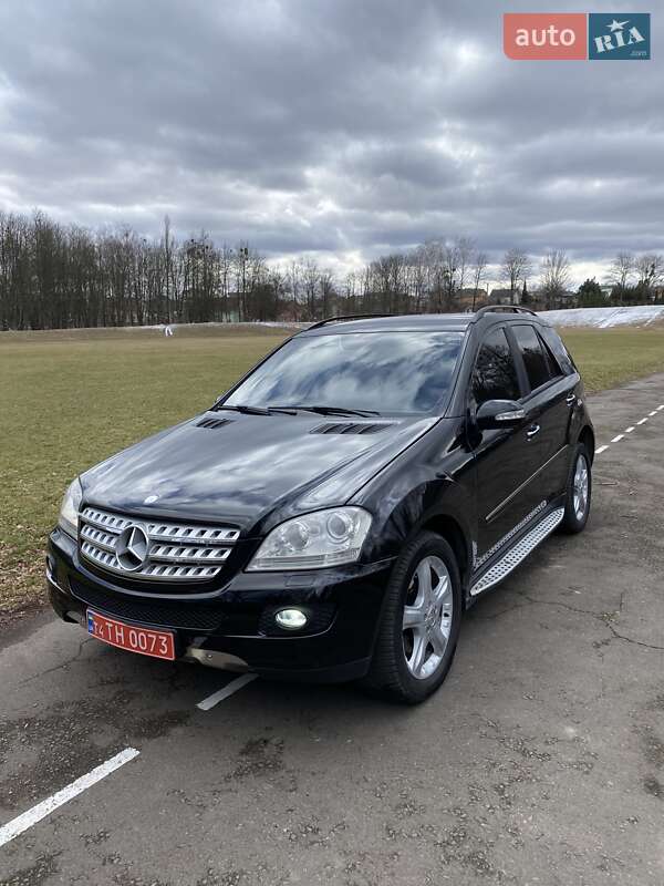 Позашляховик / Кросовер Mercedes-Benz M-Class 2006 в Рівному