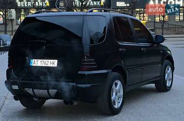 Внедорожник / Кроссовер Mercedes-Benz M-Class 1999 в 