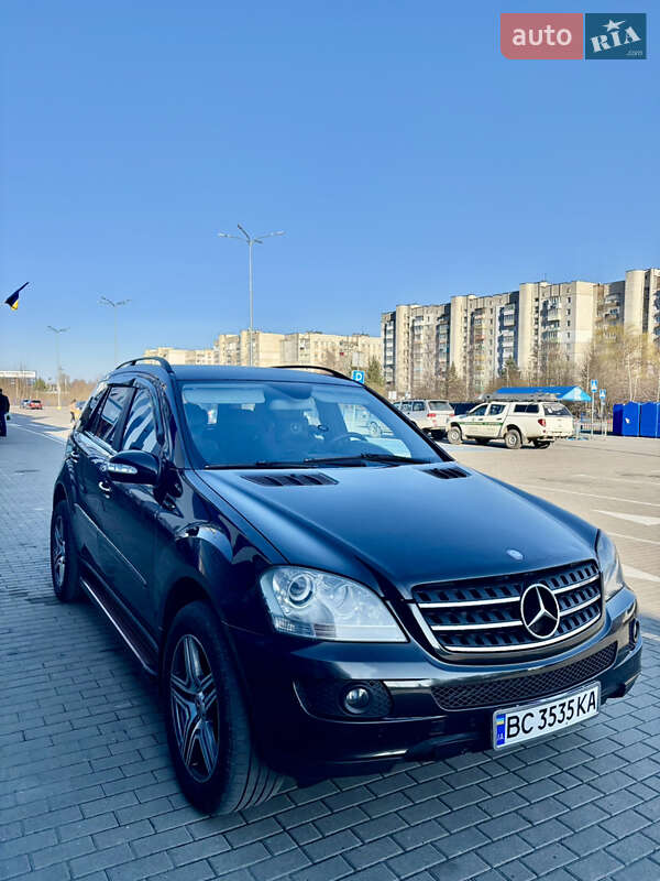 Внедорожник / Кроссовер Mercedes-Benz M-Class 2007 в Дрогобыче