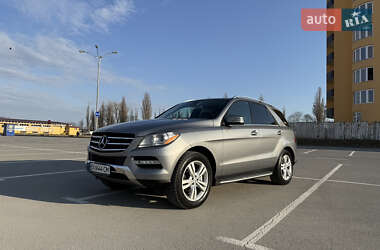 Внедорожник / Кроссовер Mercedes-Benz M-Class 2013 в 