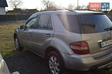 Внедорожник / Кроссовер Mercedes-Benz M-Class 2006 в 