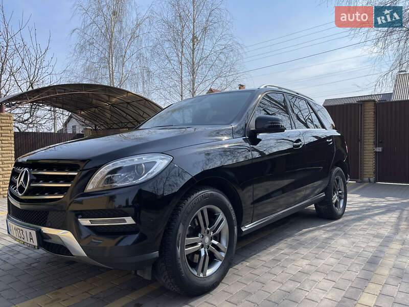 Внедорожник / Кроссовер Mercedes-Benz M-Class 2013 в Киеве