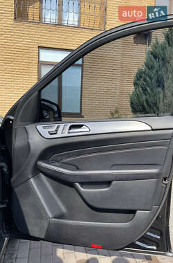 Внедорожник / Кроссовер Mercedes-Benz M-Class 2013 в 
