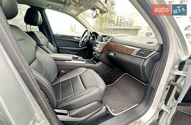 Внедорожник / Кроссовер Mercedes-Benz M-Class 2014 в 