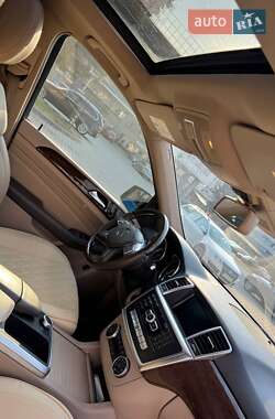 Внедорожник / Кроссовер Mercedes-Benz M-Class 2011 в 