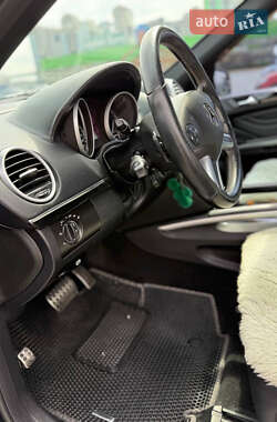 Внедорожник / Кроссовер Mercedes-Benz M-Class 2011 в 