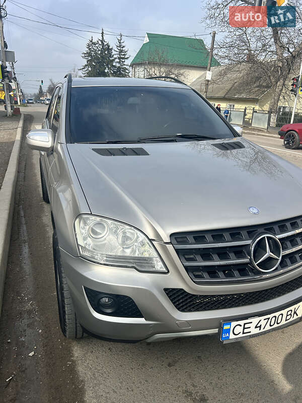 Позашляховик / Кросовер Mercedes-Benz M-Class 2009 в Кіцмані