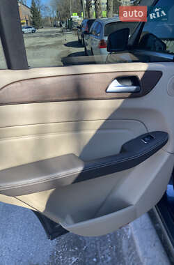 Внедорожник / Кроссовер Mercedes-Benz M-Class 2012 в 