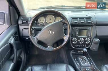 Позашляховик / Кросовер Mercedes-Benz M-Class 2003 в 