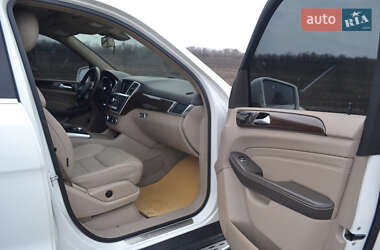 Внедорожник / Кроссовер Mercedes-Benz M-Class 2012 в 
