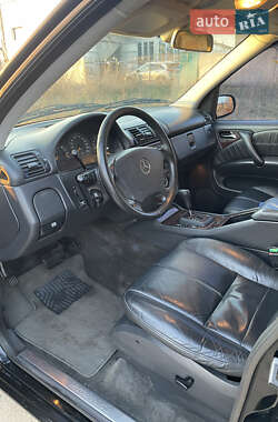 Внедорожник / Кроссовер Mercedes-Benz M-Class 2003 в 