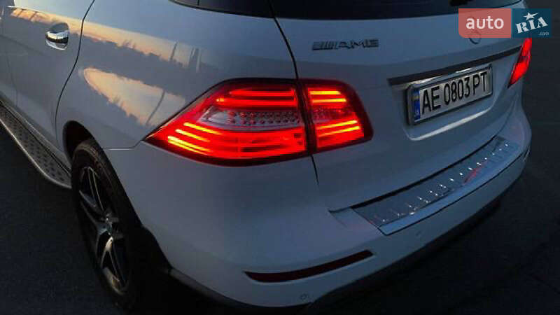 Внедорожник / Кроссовер Mercedes-Benz M-Class 2013 в Кривом Роге